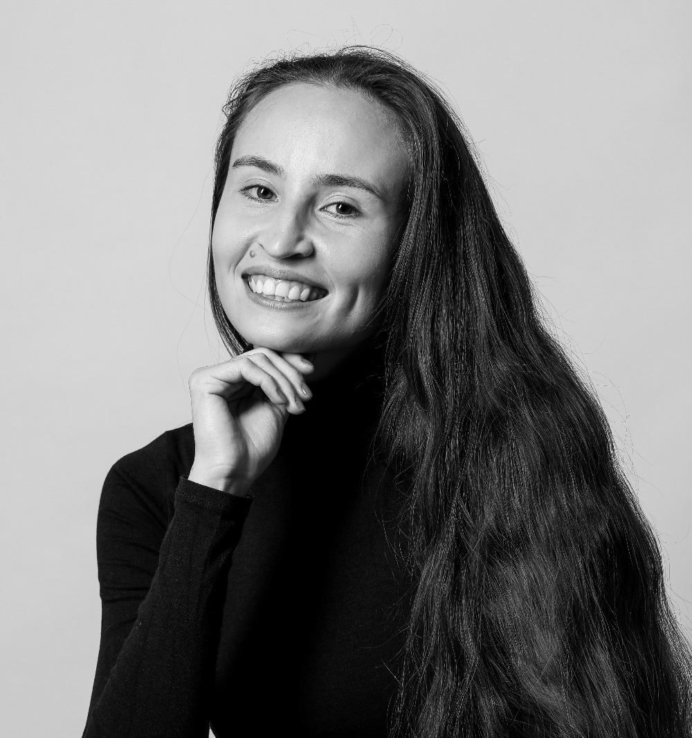 Porträt von Adel Zinurova – Gesang (Pop/Rock/Jazz), Stimmtraining, Musiktheorie, Komposition, Gehörbildung, Songwriting in Dresden