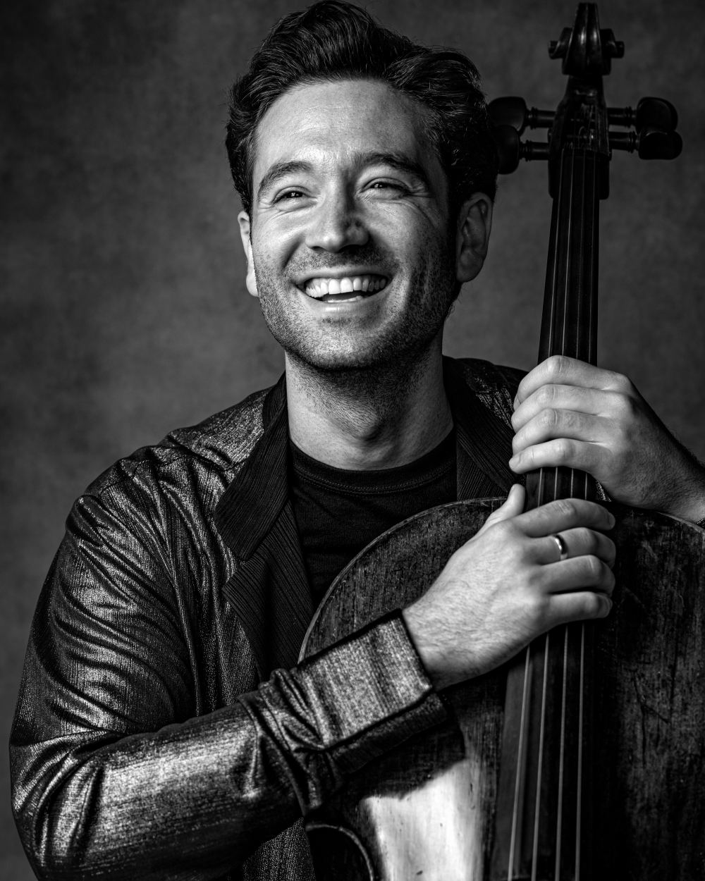 Porträt von Roger Morelló Ros – Violoncello in Köln