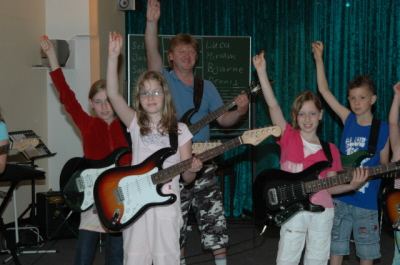 Porträt von Lubomir Minar – Gitarre, E-Gitarre, E-Bass, Klavier, Keyboard, Musiktheorie, Musikalische Früherziehung in Landkreis Bad Kreuznach